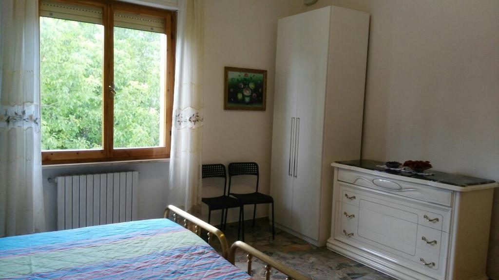 Il Giardino Del Gallo Foligno Habitación foto